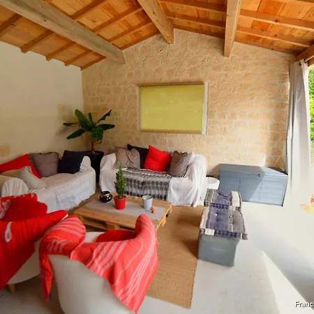 Bed & Breakfast Le Clos Des Oiseaux Saintes