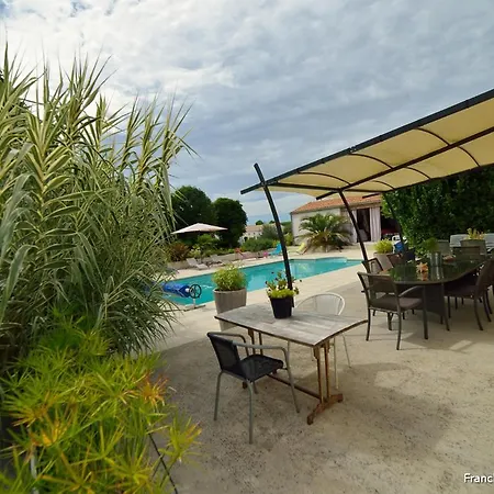Bed & Breakfast Le Clos Des Oiseaux Saintes