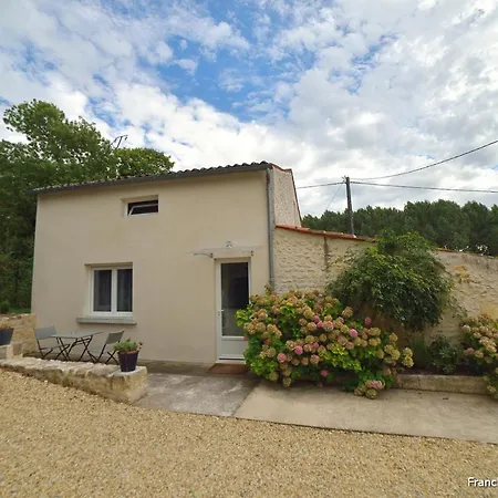 Le Clos Des Oiseaux Saintes