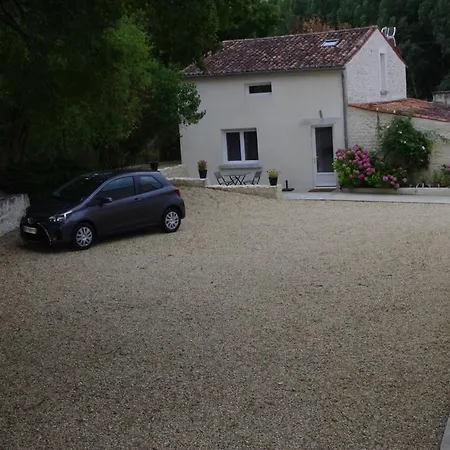 Le Clos Des Oiseaux 4*