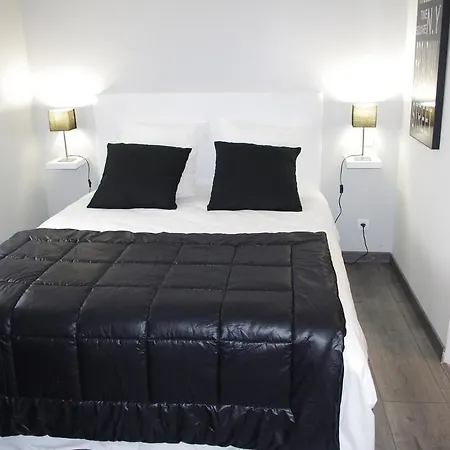 Le Clos Des Oiseaux Bed & Breakfast