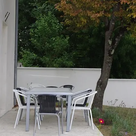 Bed & Breakfast Le Clos Des Oiseaux 4*