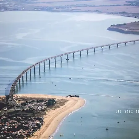 Le Clos Des Oiseaux 4*