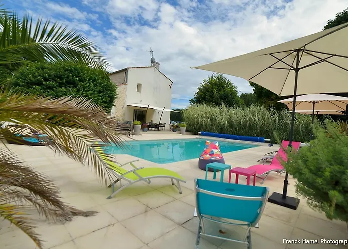 Le Clos Des Oiseaux לינה וארוחת בוקר