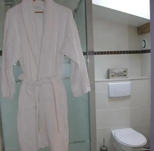 Le Clos Des Oiseaux 4*