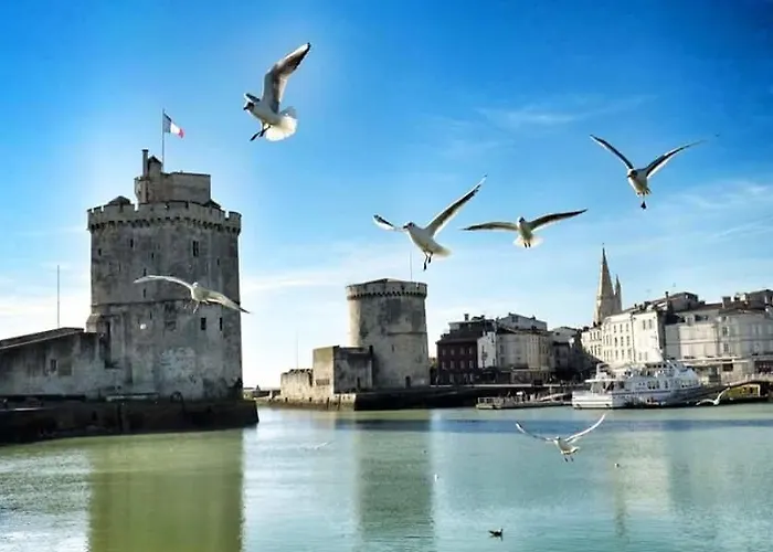 Le Clos Des Oiseaux לינה וארוחת בוקר
